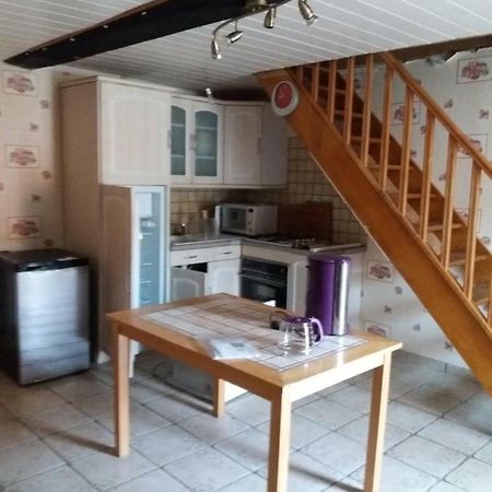 Martin Villa Saint-Gal-sur-Sioule Bagian luar foto